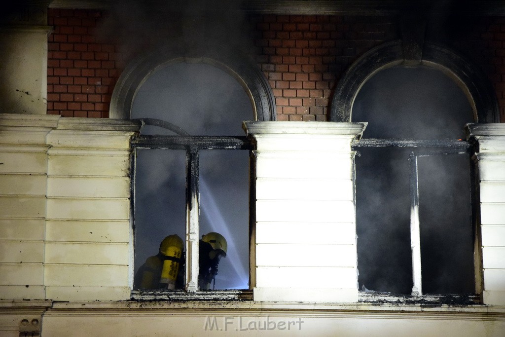 Feuer 2 Y Koeln Ehrenfeld Everhardtstr P156.JPG - Miklos Laubert